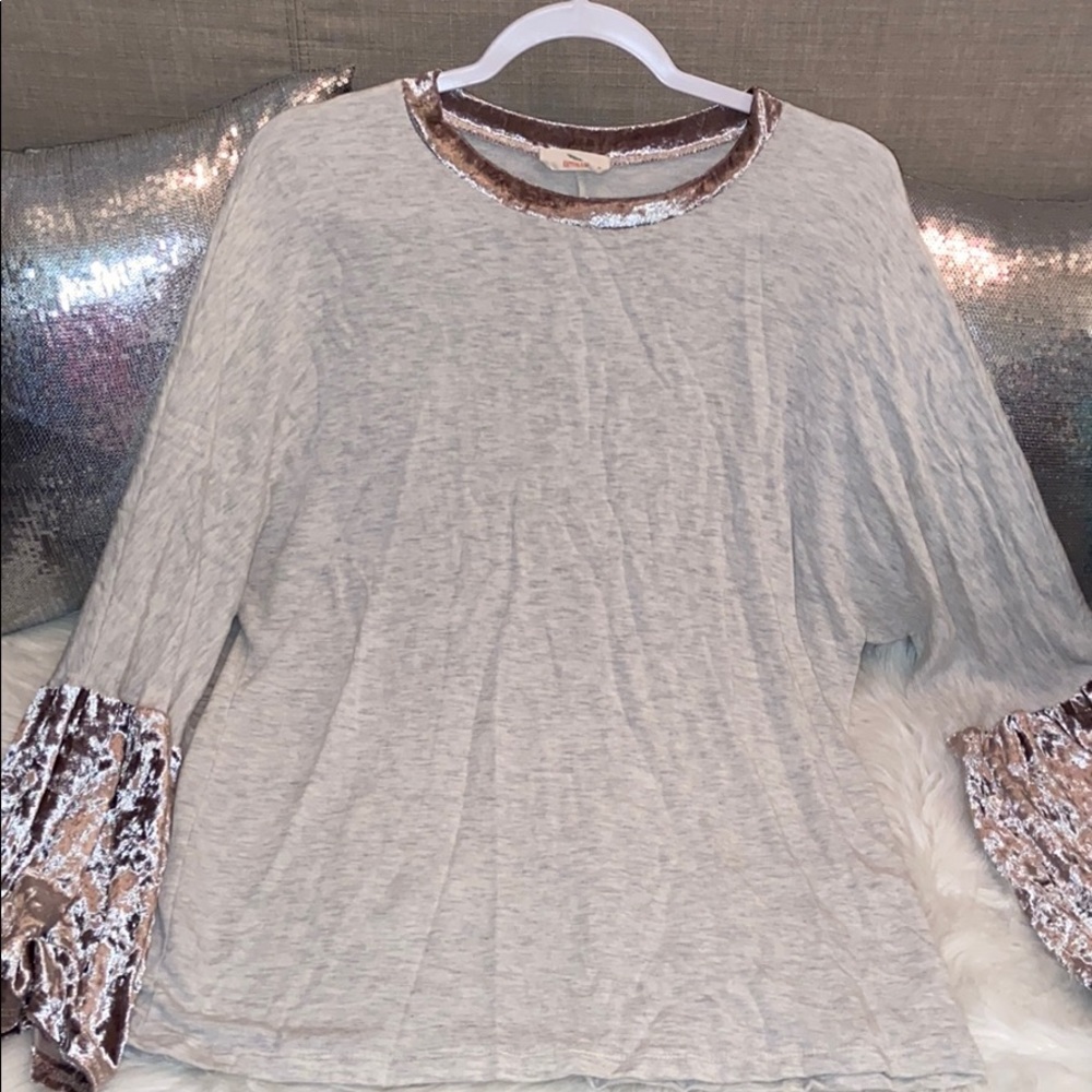 Soft M shirt